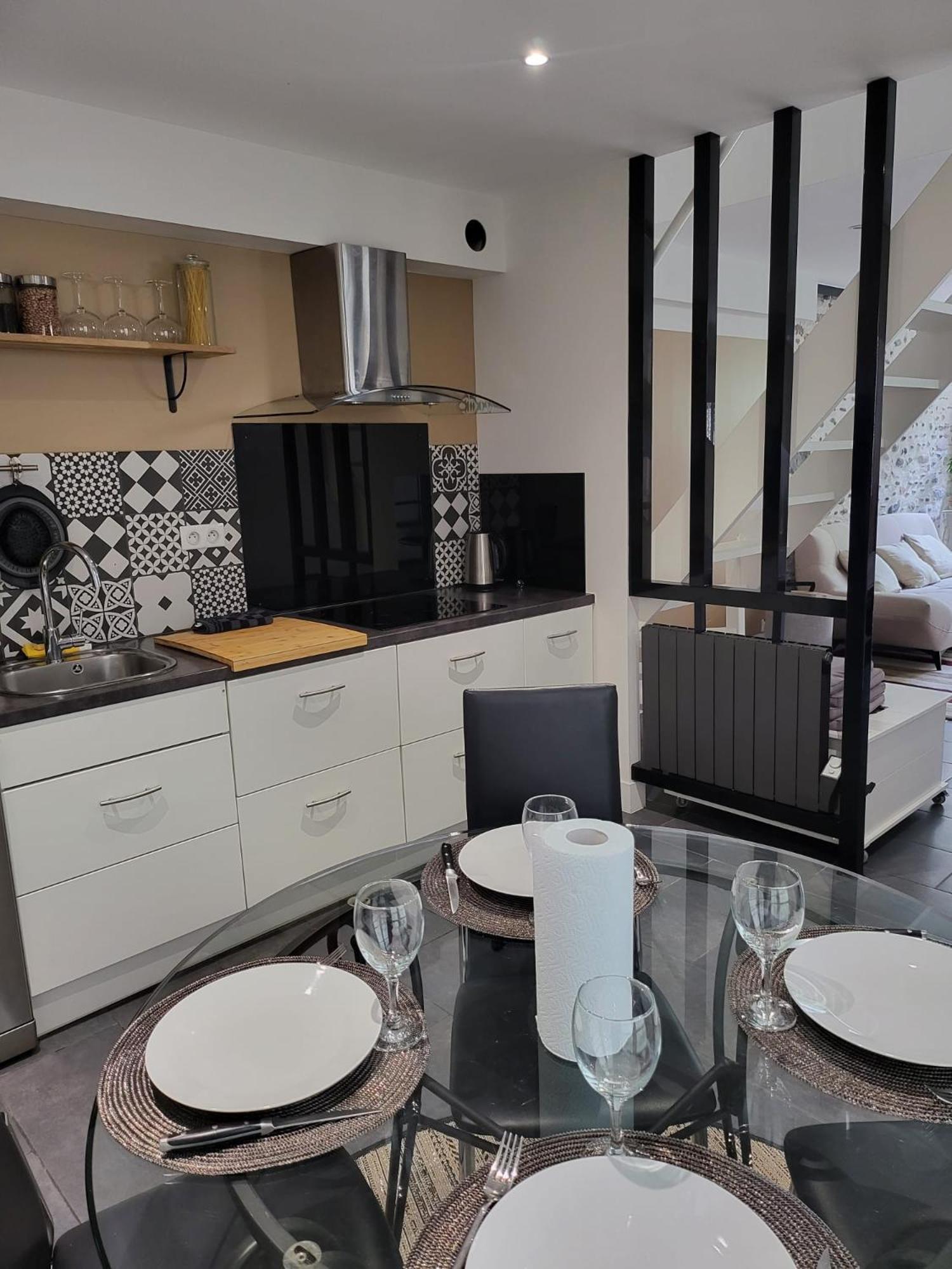 Le Patio - Appartement Calme - Hyper Centre Pau Zewnętrze zdjęcie