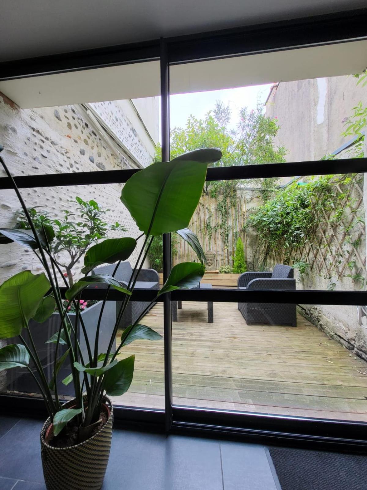 Le Patio - Appartement Calme - Hyper Centre Pau Zewnętrze zdjęcie